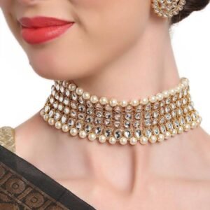 White Kundan & Pearl Studded Choker Jewellery Set